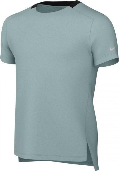 Футболка Nike B NK DF MULTI TECH SS TOP FB1292-309 р.L зелений