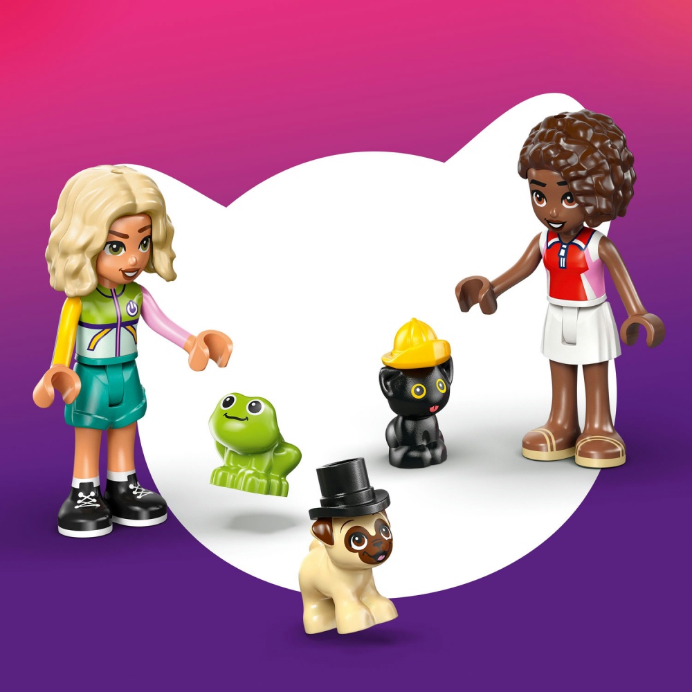 Конструктор LEGO Friends Фургон с аксессуарами для питомцев 42678