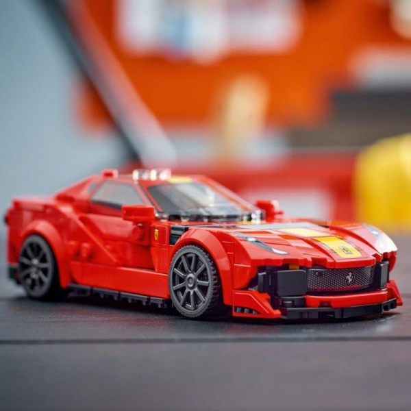Конструктор LEGO Speed Champions Ferrari 812 Competizione 76914