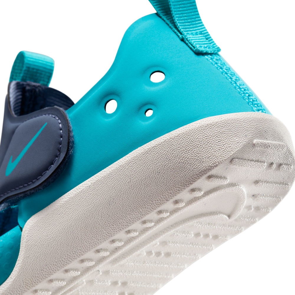 Сандалии Nike Sunray Protect 4 HF6277-401 р.31 зеленый