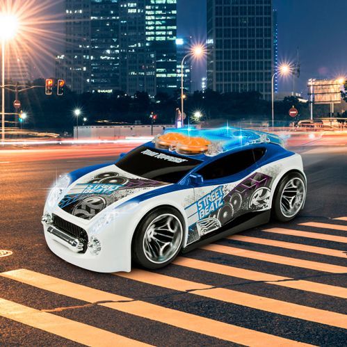 Машинка Blizzard White зі звуком і світлом 20042