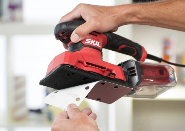 Вібраційна шліфмашина SKIL SR1E7362AA