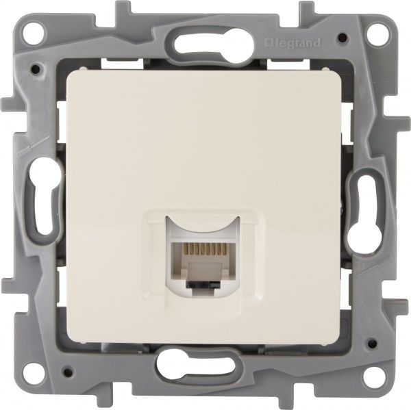 Розетка компьютерная Legrand Etika RJ45 CAT5 UTP кремовый