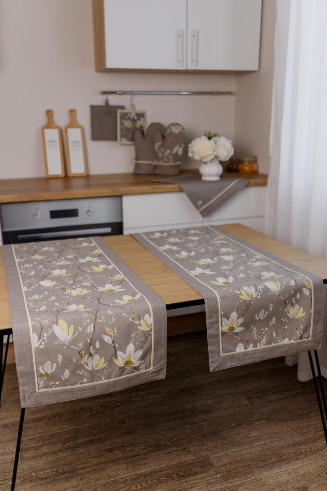 Раннер с кантом Магнолия цветы 40x140 см La Nuit