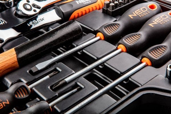 Набор ручного инструмента NEO tools 100 шт. 08-920