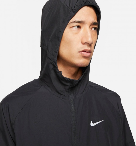 Куртка Nike M NK RPL MILER JKT DD4746-010 р.M черный