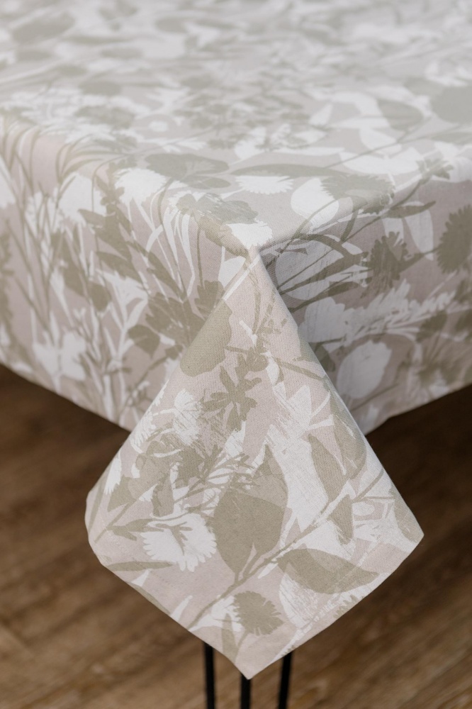 Скатертина Herbs Plants 133x133 см La Nuit