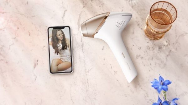 Фотоэпилятор Philips Lumea Series 9000 BRI955/00 Lumea IPL 9000 Series BRI955/00