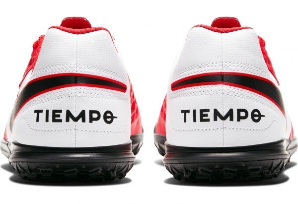 Бутсы Nike JR LEGEND 8 CLUB TF AT5883-606 р. US 13,5C красный