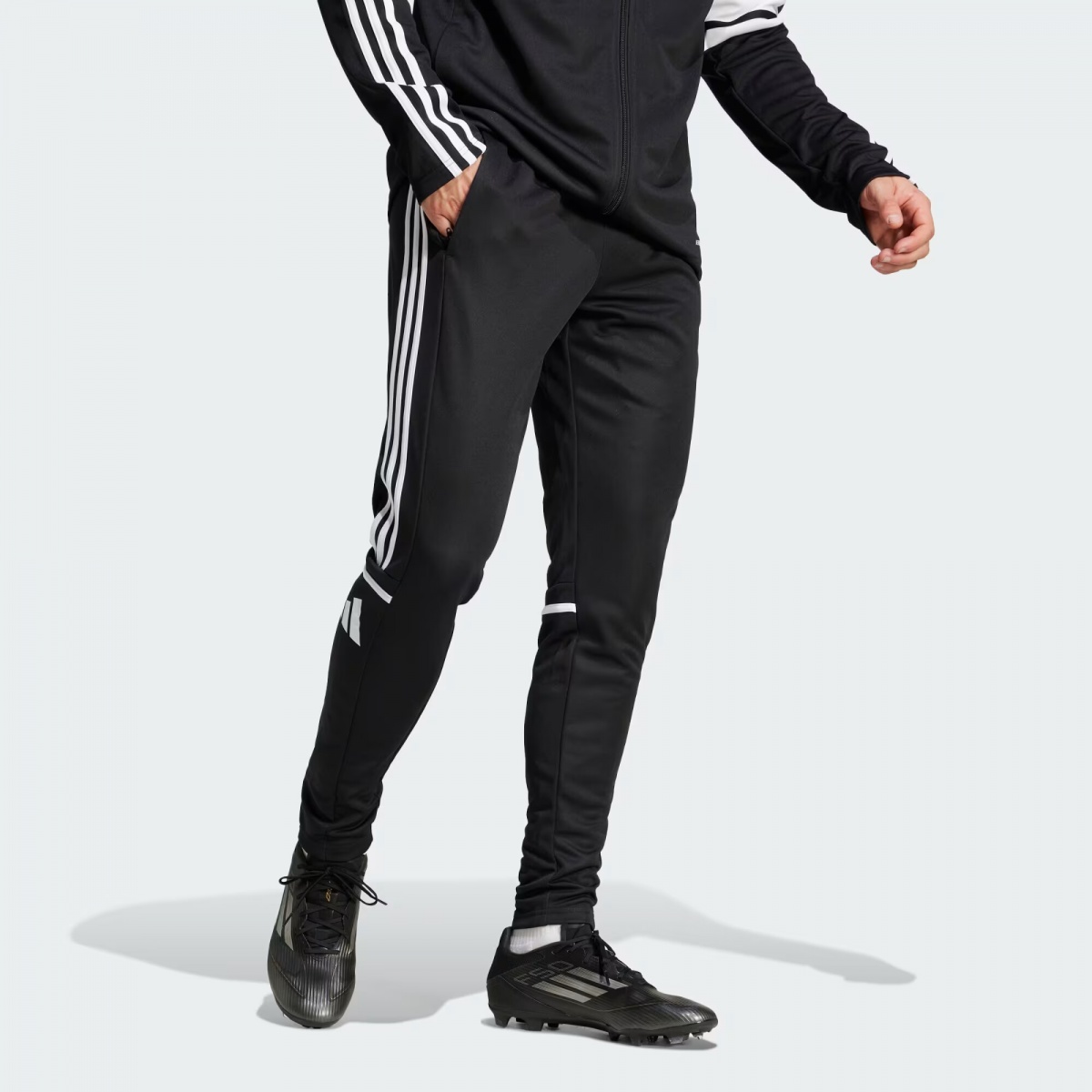 Штани Adidas Sq25 Tr Pnt Black/White JE2782 р. XL чорний — фото 1