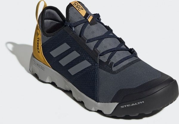 Кроссовки Adidas TERREX VOYAGER EG3487 р.UK 8,5 темно-синий