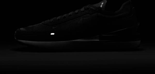 Кроссовки Nike WAFFLE ONE DA7995-001 р.47 черный
