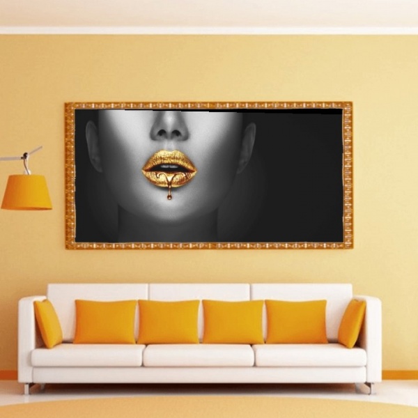Репродукция Золотые губы 50x100 см Арт Фемелі 