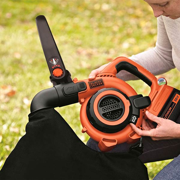Пилосос садовий Black+Decker GWC3600L20