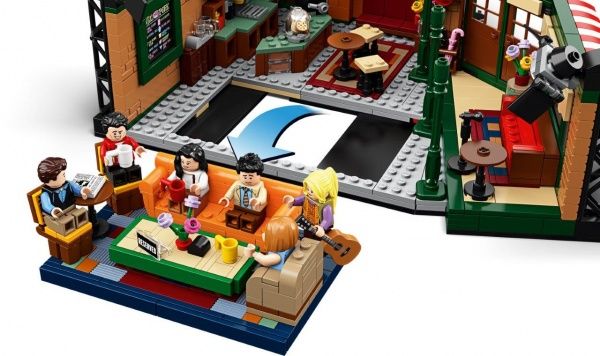 Конструктор LEGO Ideas Центральна кав'ярня 21319