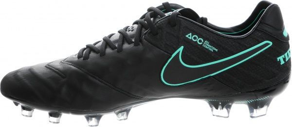 Бутси Nike TIEMPO LEGEND 819177-004 р. US 8 чорний
