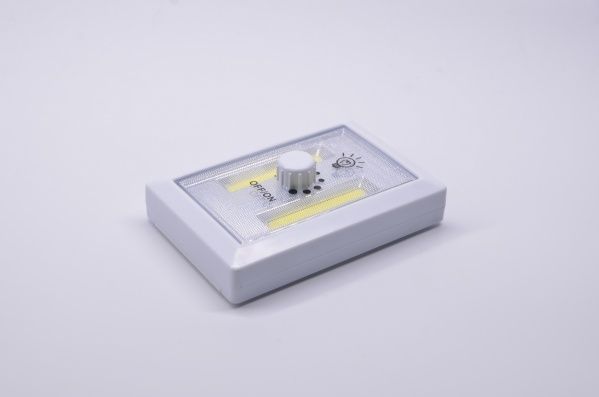 Фонарь прожекторный Treker LP-9102D