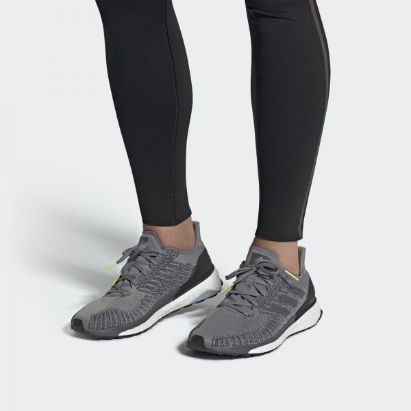Кросівки Adidas SOLAR BOOST ST 19 M F34094 р.8,5 світло-сірий