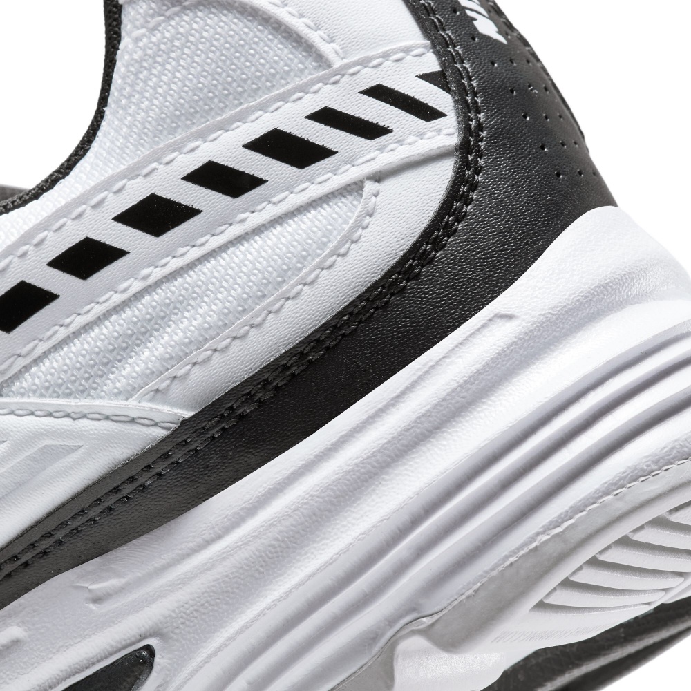 Кросівки чоловічі демісезонні Nike INITIATOR 394055-100 р.44,5 білі