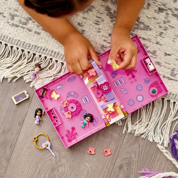Конструктор LEGO ǀ Disney Princess Волшебная дверь Изабеллы 43201