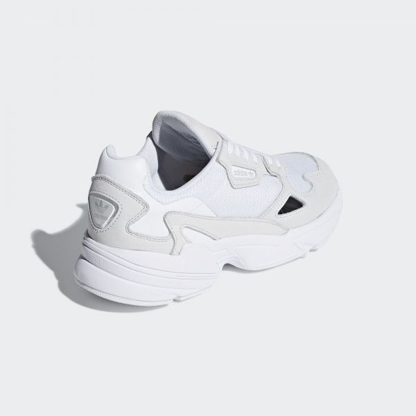 Кроссовки Adidas FALCON W B28128 р.UK 4,5 белый