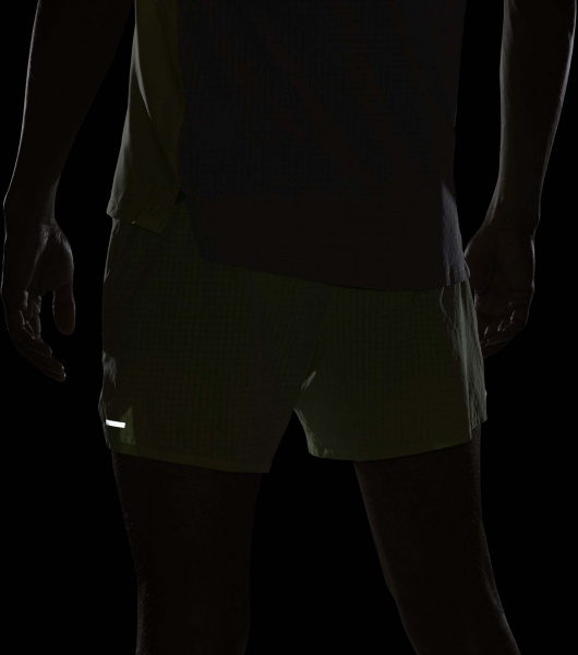 Шорти Nike M NK DF TRAIL FLX STRD SHRT 5 CZ9052-736 р. XL сірий