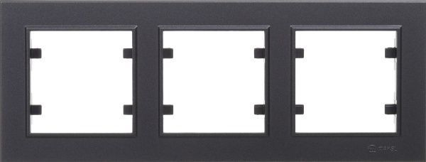 Рамка трехместная Makel Karea горизонтальная