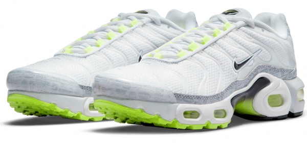 Кроссовки Nike AIR MAX PLUS CD0609-015 р.38 US 5,5Y 23,5 см серый