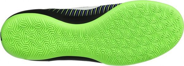Бутси Nike MERCURIALX VICTORY VI IC 831966-013 р. 8 чорний