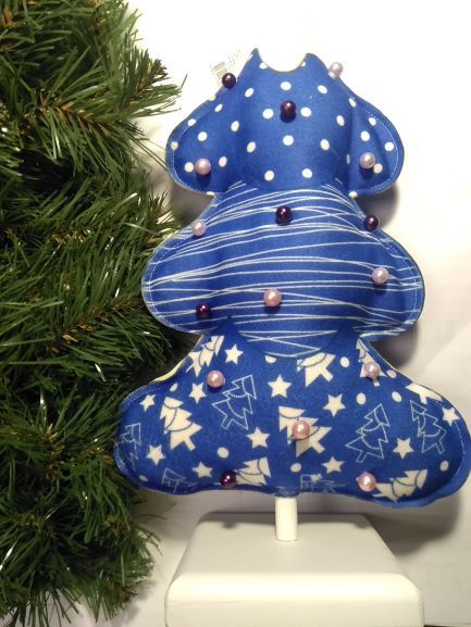 Прикраса новорічна на підставці Ялинка яруси синя з перлинами 30 см 