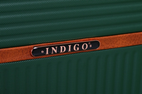 Чемодан 65 л зеленый LS22200 59х42х26 ABS 