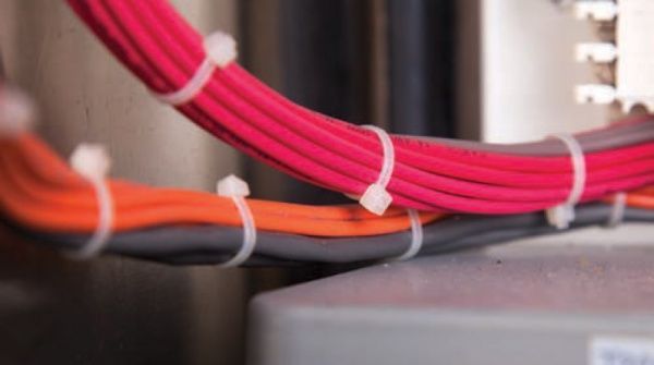 Стяжка кабельная 3M Scotchflex FS-160 A-C 160 х 2,5 мм 25 шт. белый 