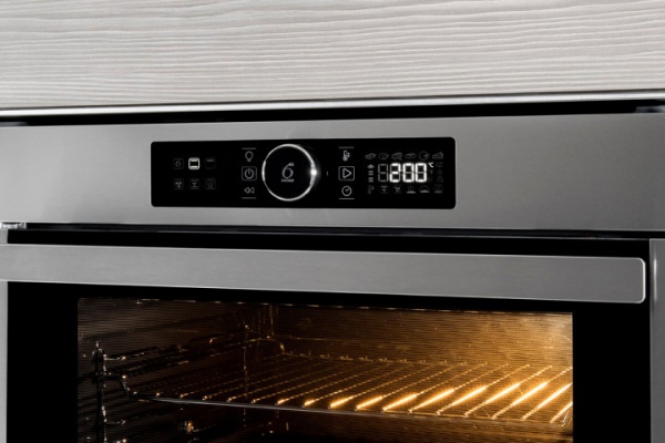 Духова шафа Whirlpool AKZM 8420IX