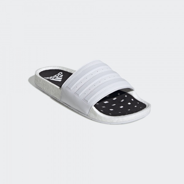 Шльопанці Adidas ADILETTE BOOST EG1909 р.UK 4 білий