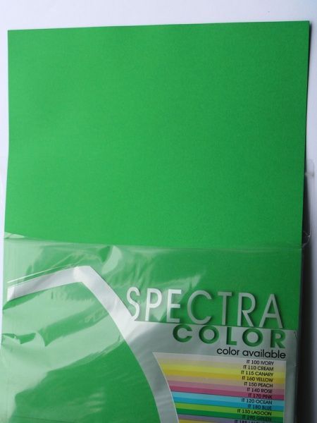 Папір офісний кольоровий Spectra Color A4 80 г/м 100 аркушів темно-зелений 