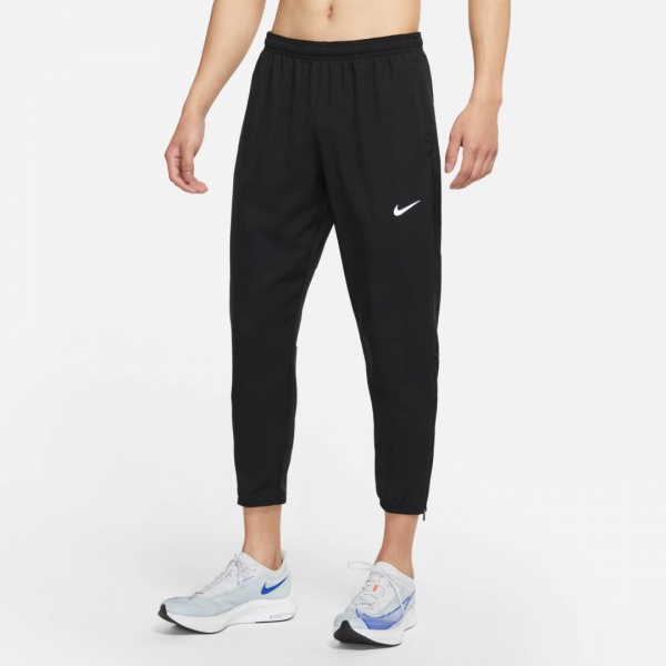Брюки Nike M NK DF CHLLGR WVN PANT DD4894-010 р. L черный