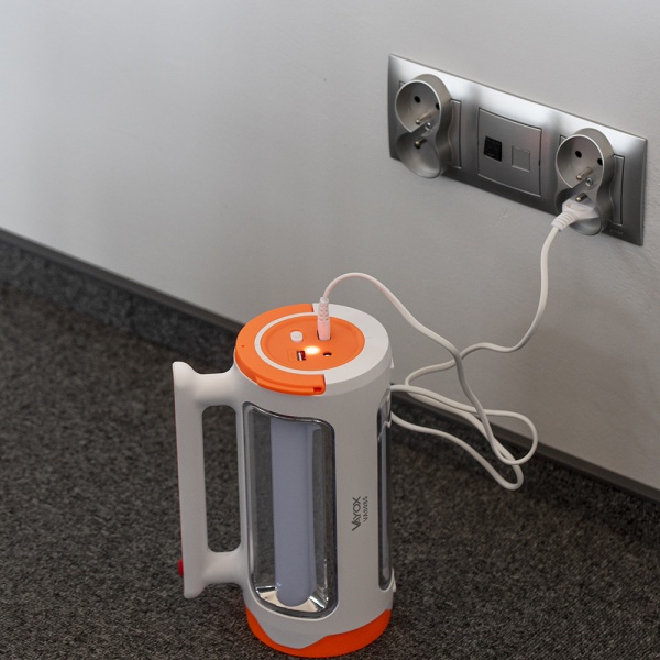 Фонарь-лампа Vayox VA0085