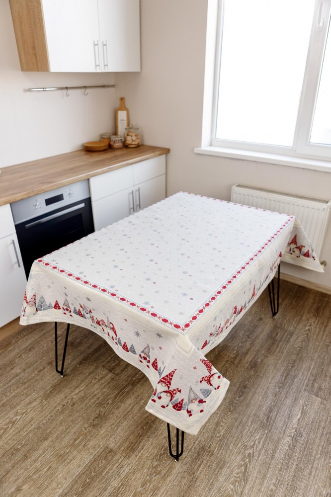 Скатерть Гномы 135x134 см La Nuit