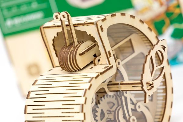 Конструктор деревянный Mr.Playwood Улитка-копилка деревянный 3D 10001/03