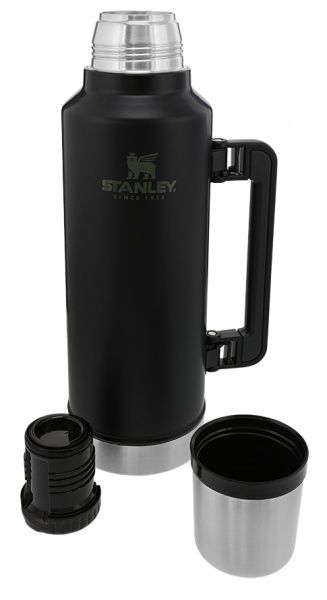 Термос Legendary Classic Matte Black 1.9 л Stanley