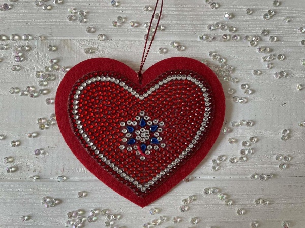 Набор для творчества со стразами (наклейка) Сердечко 10x10 см 178452 Діамантові ручки 