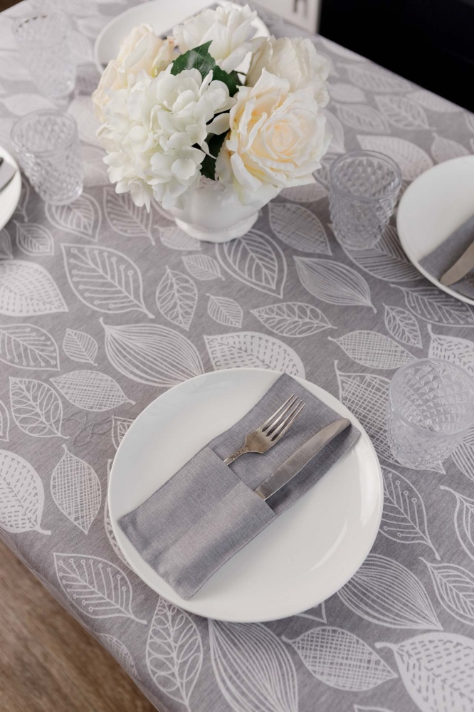 Скатерть водонепроницаемая Листья 136x220 см Прованс