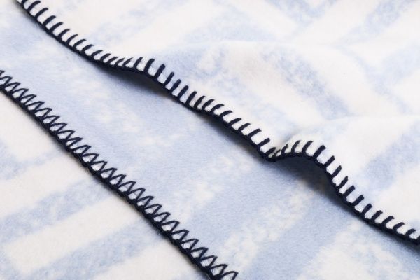 Плед Fresh Ink Gradient 150x200 см блакитний із білим Biederlack 