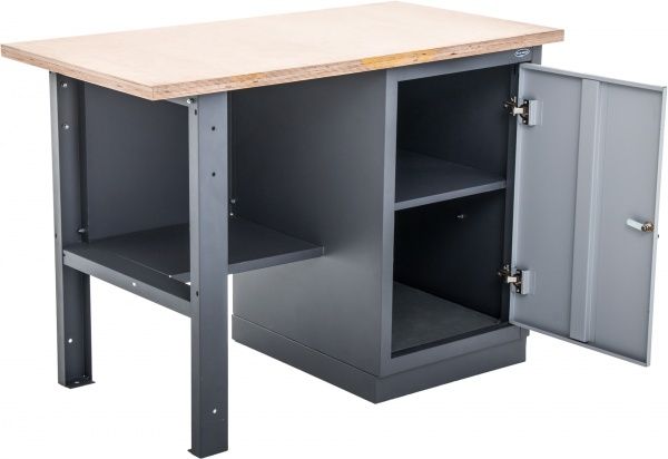 Инструментальные столы и верстаки