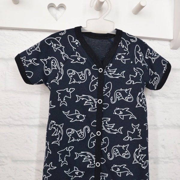 Песочник для мальчика Blanka Акулы р.68 синий 12636 