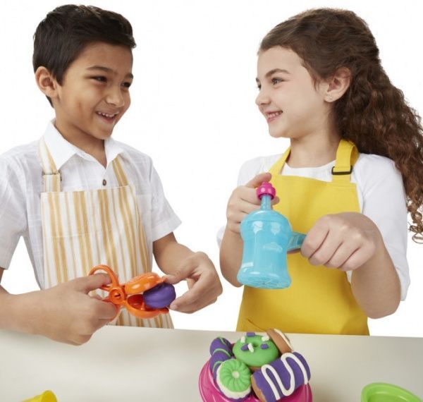 Игровой набор Hasbro Play Doh Выпечка и пончики (E3344)