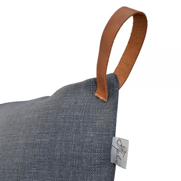 Подушка декоративна Stone зі шкіряним хлястиком 45x45 см Прованс 