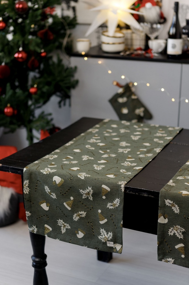 Дорожка (раннер) Шапочки на зеленом 40x180 см Прованс