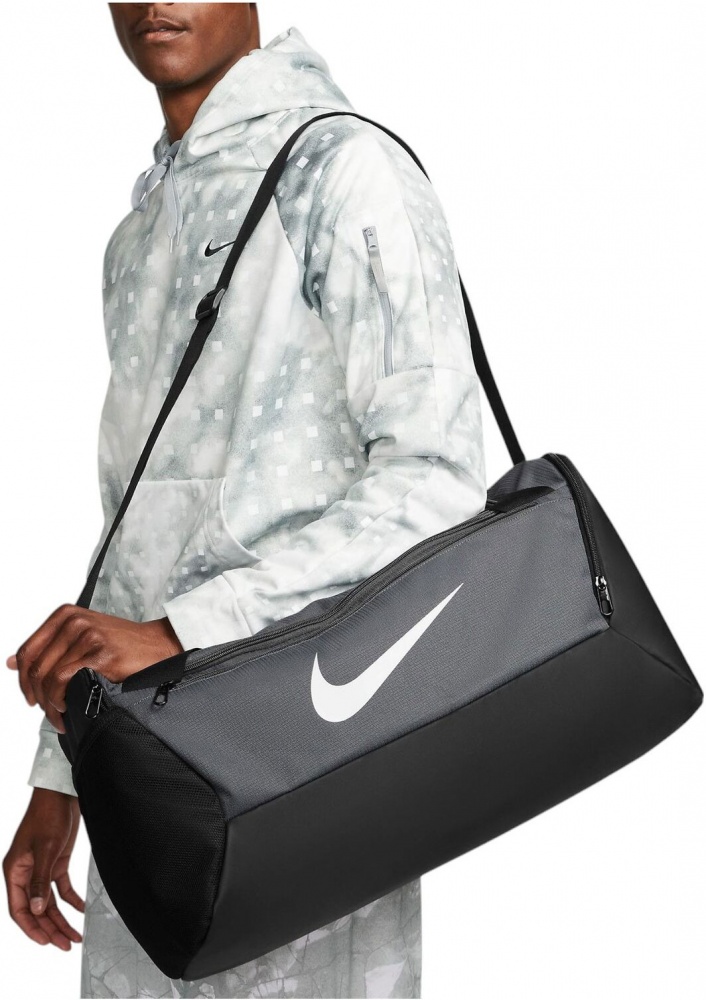 Спортивная сумка Nike Brasilia DM3976-068 41 л серый