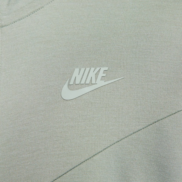 Джемпер Nike TECH FZ LGHTWHT DX0822-330 р.M хакі